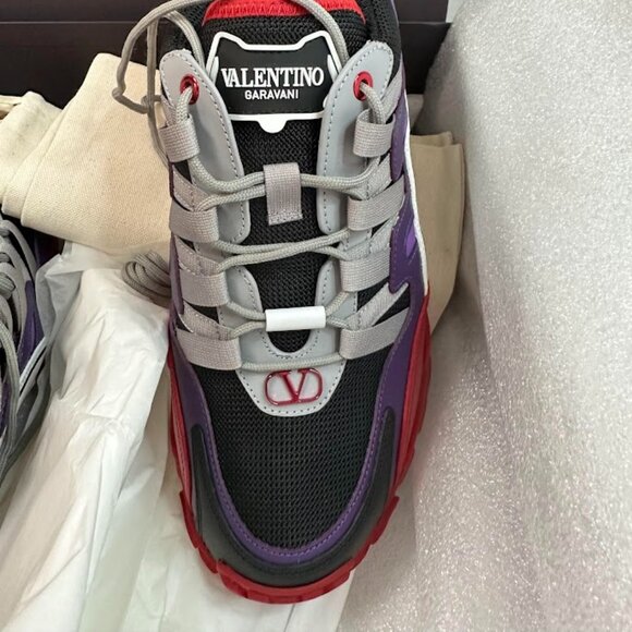 Valentino Garavani Sneakers Limited Edition - Picture 10 of 13